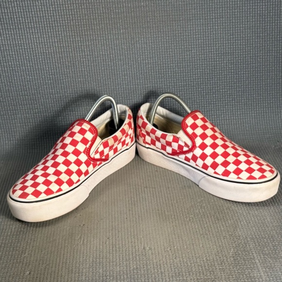 Vans Off The Wall Checkered Board Slip On Shoes Red White Men Sz 8 Women Sz 9.5 - Picture 4 of 9